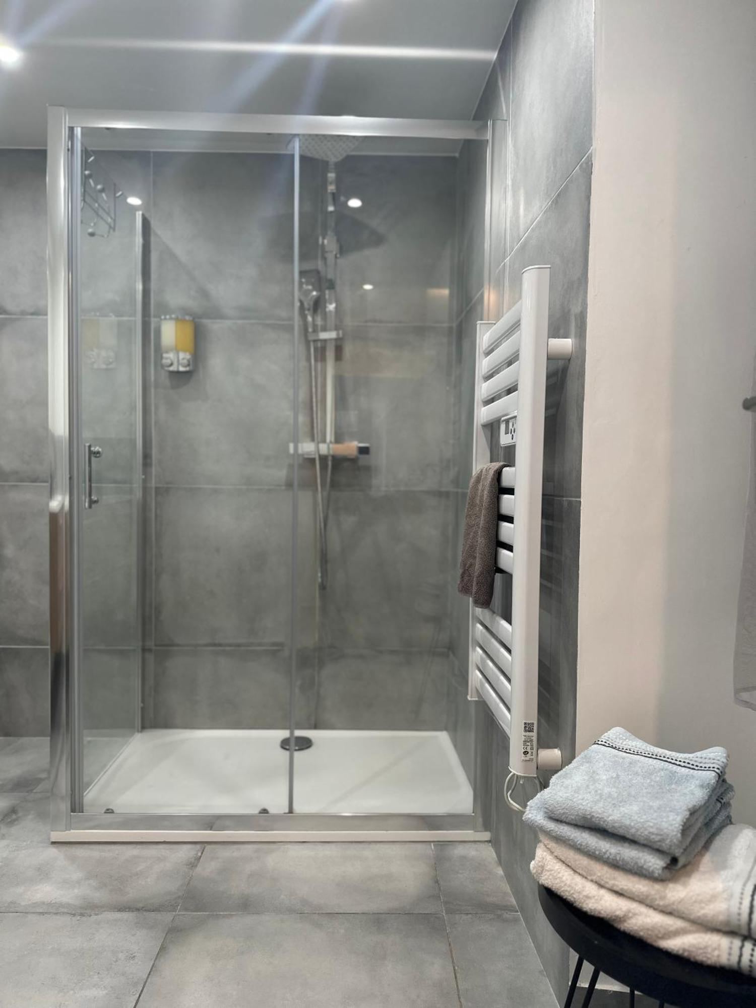 2 Pieces Vue Mer A Proximite Des Parfumeries 格拉斯 外观 照片
